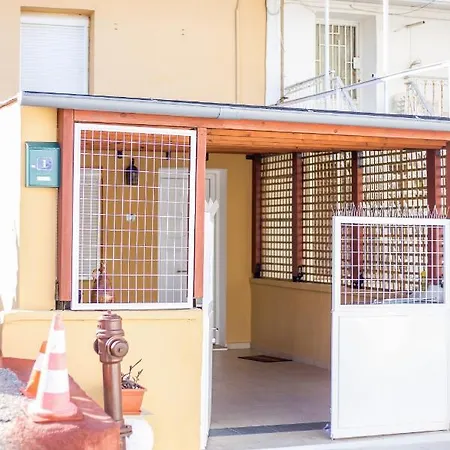 Marina's Cozy House Is Located In A Quiet Neighborhood In Rhodos Center. * Rhodes City